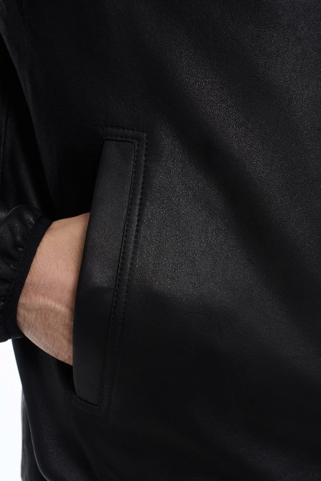 куртка из натуральной кожи из россии вид сбоку