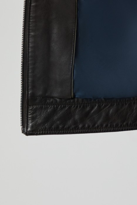 куртка из натуральной кожи из россии вид сбоку