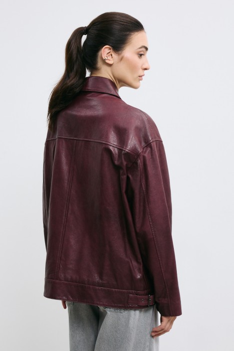 куртка из натуральной кожи по цене 14870 руб вид справа