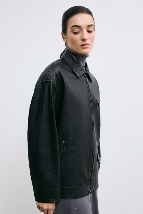 куртка из натуральной кожи от бренда снежная королева вид слева