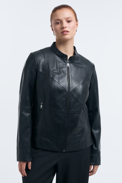 куртка из натуральной кожи от бренда снежная королева вид слева