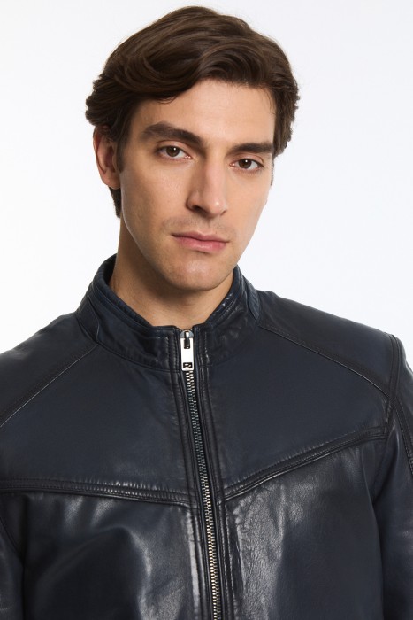 Товар с артикулом 777685003 вид сзади