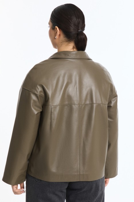 куртка из натуральной кожи по цене 18710 руб вид справа