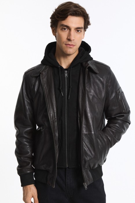 куртка из натуральной кожи из россии вид сбоку