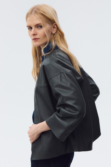 куртка из натуральной кожи из россии вид сбоку