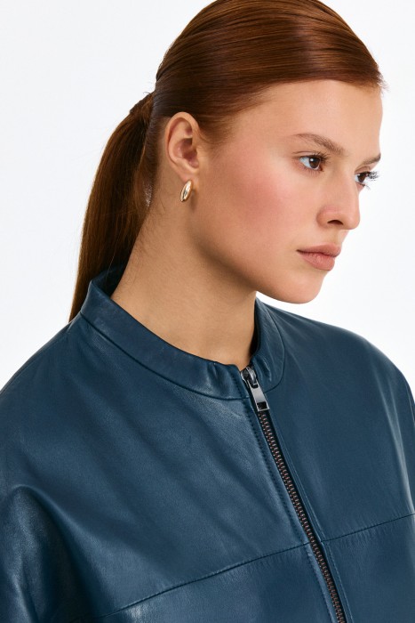 куртка из натуральной кожи из россии вид сбоку