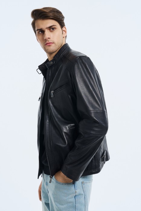 Товар с артикулом 745375003 вид сзади