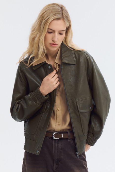 куртка из натуральной кожи по цене 16790 руб вид справа