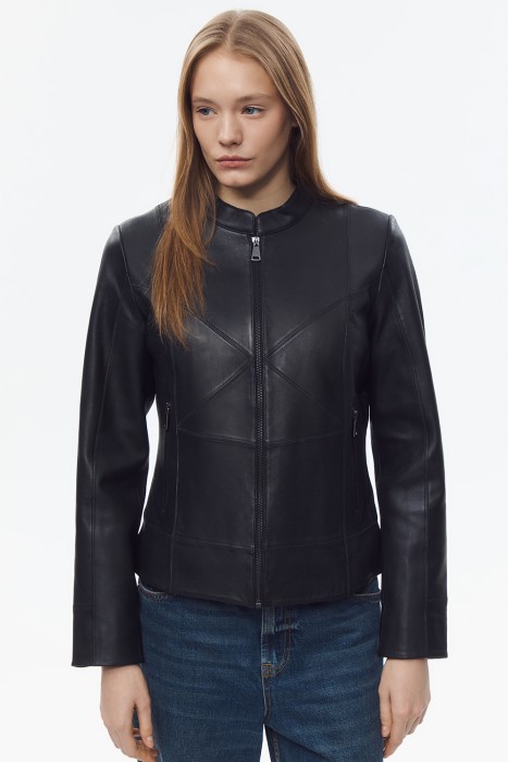 куртка из натуральной кожи от бренда снежная королева вид слева