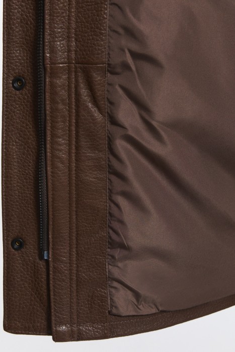 куртка из натуральной кожи по цене 15350 руб вид справа