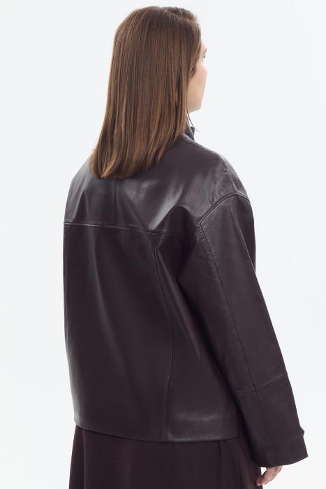 куртка из натуральной кожи по цене 21490 руб вид справа