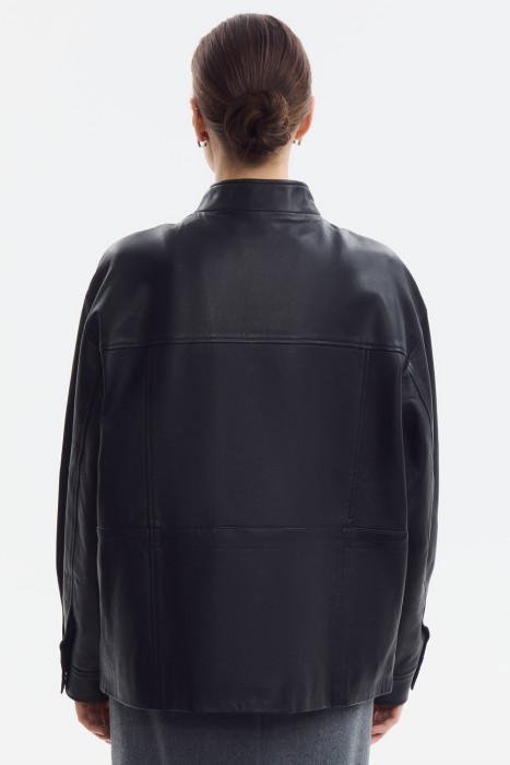 куртка из натуральной кожи по цене 23510 руб вид справа