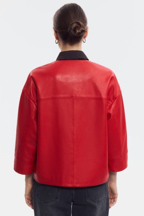 куртка из натуральной кожи по цене 13430 руб вид справа