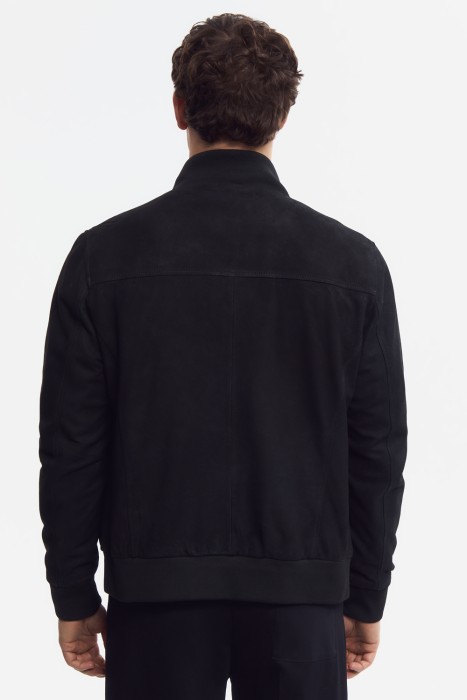 куртка из натуральной кожи по цене 12080 руб вид справа