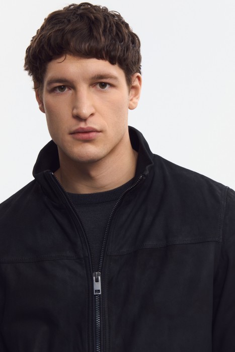 куртка из натуральной кожи из россии вид сбоку