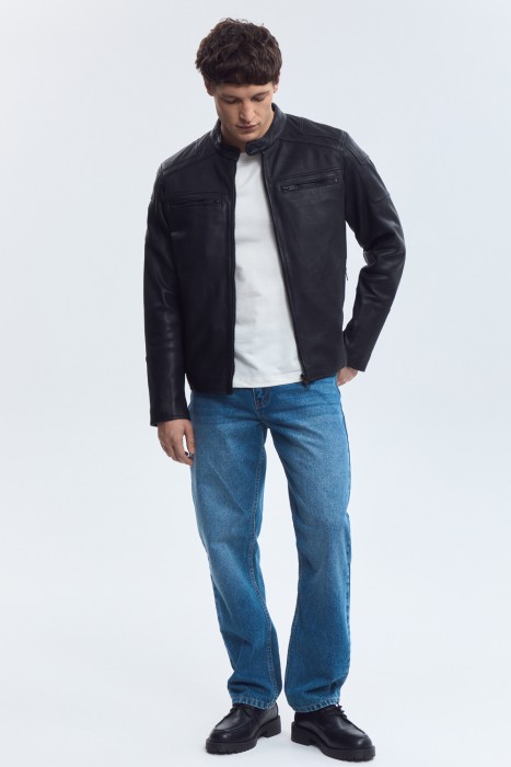 куртка из натуральной кожи от бренда снежная королева вид слева