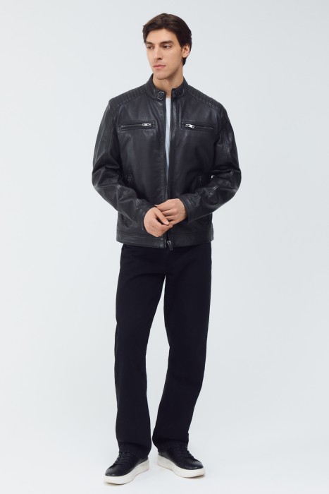 куртка из натуральной кожи от бренда снежная королева вид слева