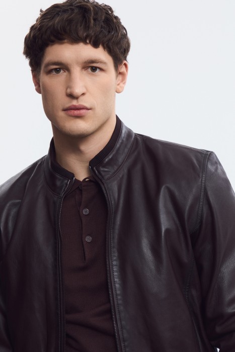 куртка из натуральной кожи из россии вид сбоку