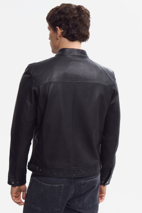 куртка из натуральной кожи по цене 14770 руб вид справа