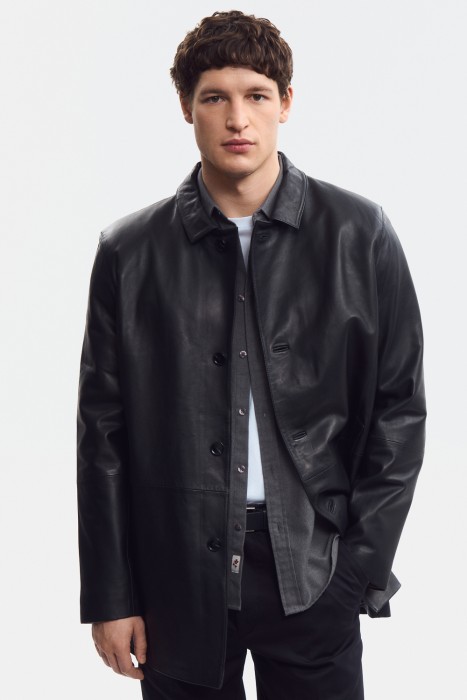 куртка из натуральной кожи от бренда снежная королева вид слева