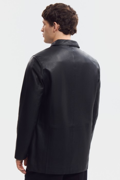 куртка из натуральной кожи по цене 21490 руб вид справа