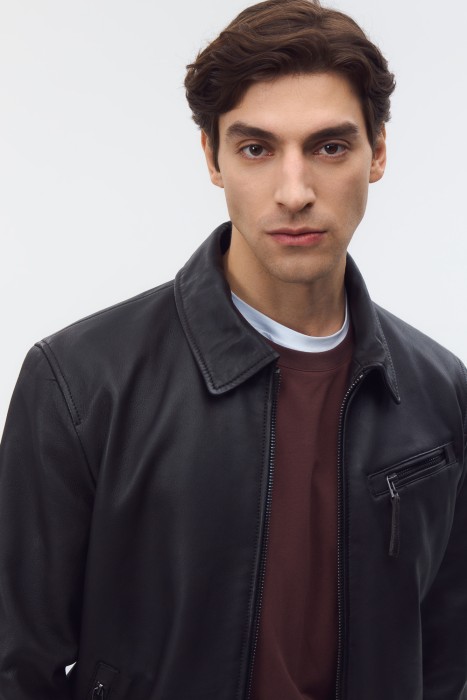 куртка из натуральной кожи по цене 13430 руб вид справа