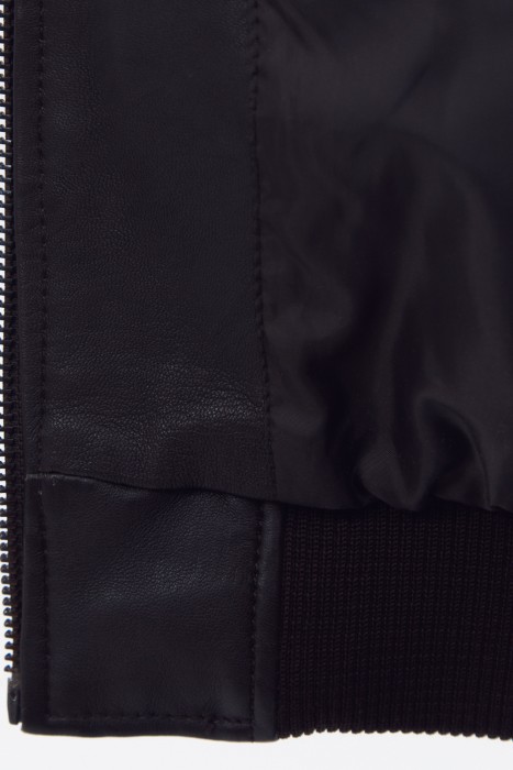 куртка из натуральной кожи из россии вид сбоку