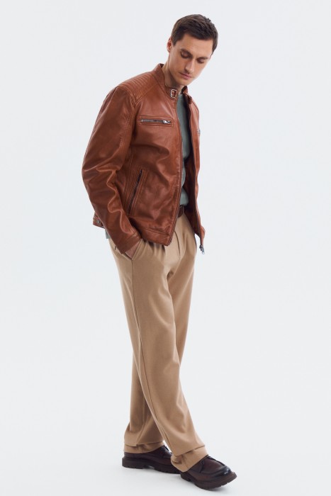 куртка из натуральной кожи по цене 14100 руб вид справа