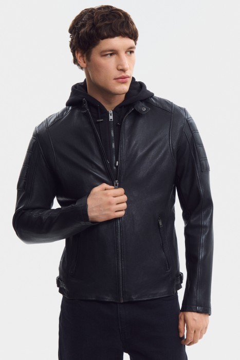 куртка из натуральной кожи от бренда снежная королева вид слева