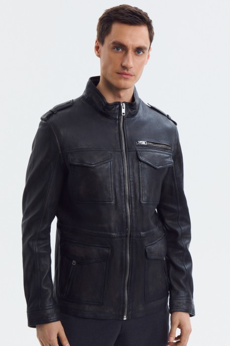 куртка из натуральной кожи от бренда снежная королева вид слева