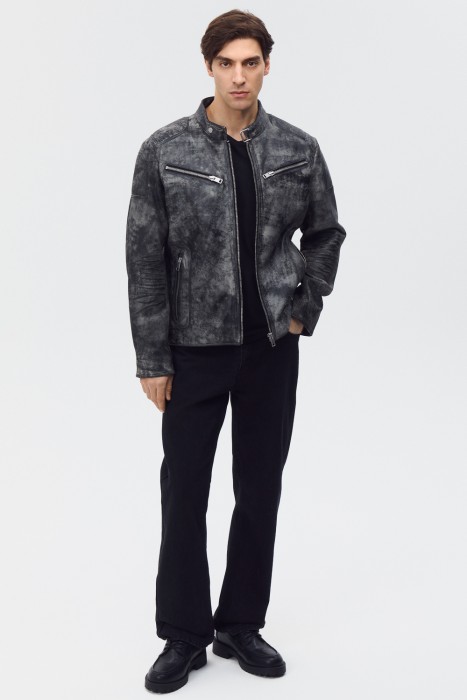 куртка из натуральной кожи от бренда снежная королева вид слева