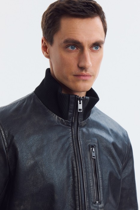 куртка из натуральной кожи из россии вид сбоку