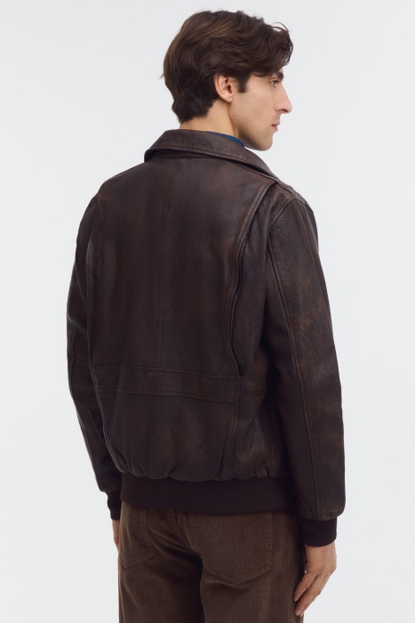 куртка из натуральной кожи по цене 13430 руб вид справа