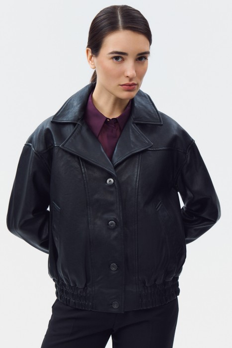 куртка из натуральной кожи по цене 15440 руб вид справа