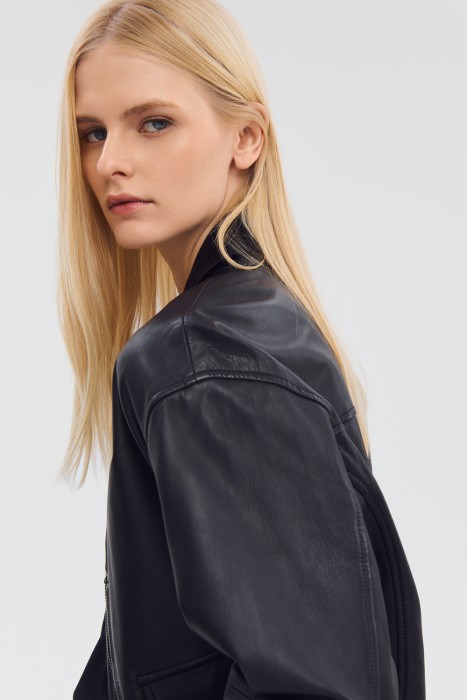 куртка из натуральной кожи из россии вид сбоку