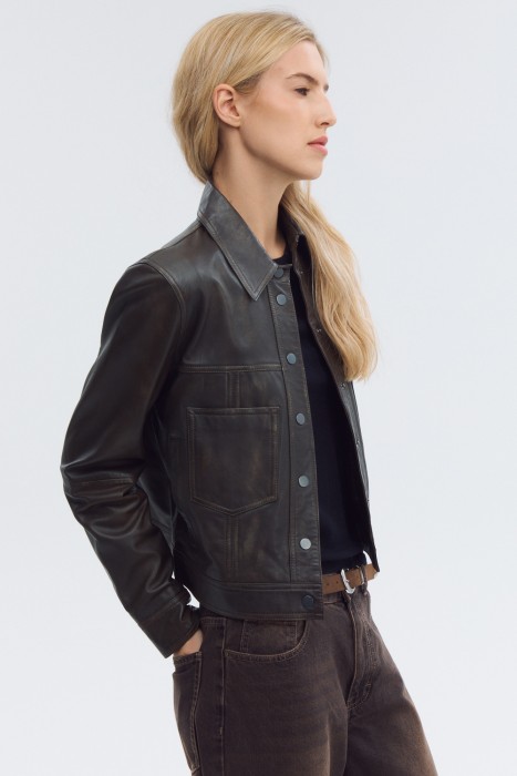 куртка из натуральной кожи по цене 17460 руб вид справа