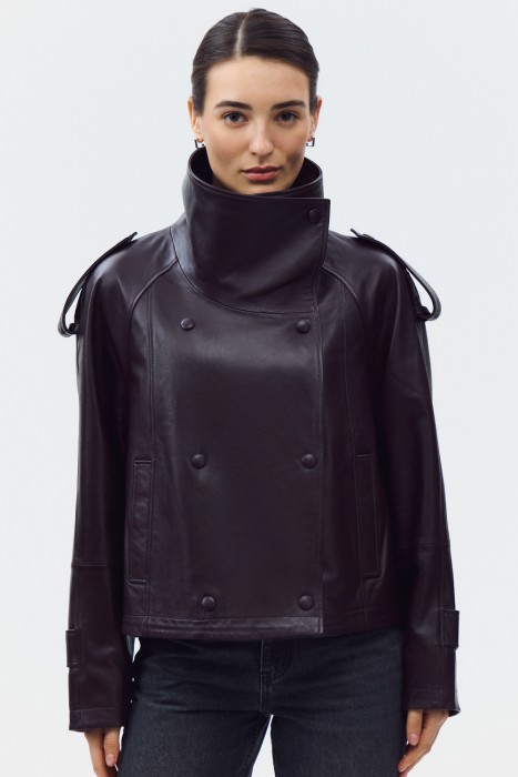 куртка из натуральной кожи от бренда снежная королева вид слева