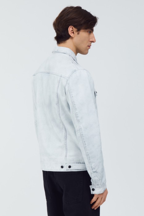 куртка из натуральной кожи по цене 12080 руб вид справа