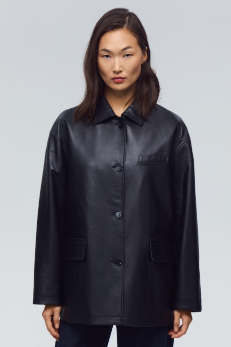 куртка из натуральной кожи от бренда снежная королева вид слева