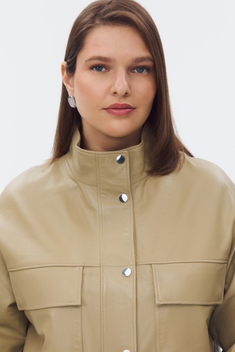 куртка из натуральной кожи по цене 21490 руб вид справа