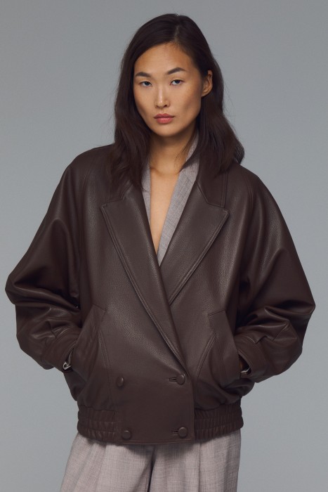 куртка из натуральной кожи от бренда снежная королева вид слева