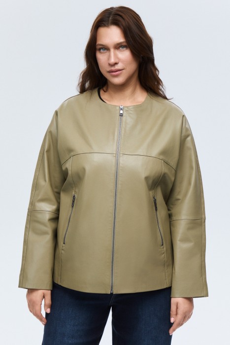 куртка из натуральной кожи от бренда снежная королева вид слева