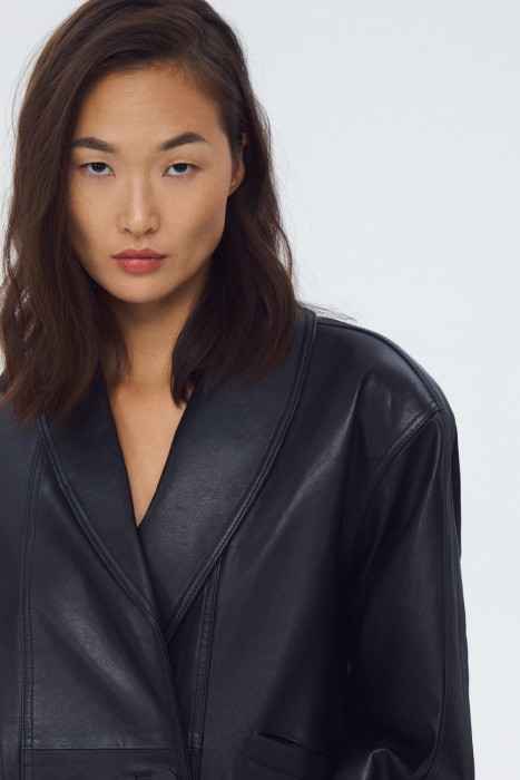 куртка из натуральной кожи из россии вид сбоку