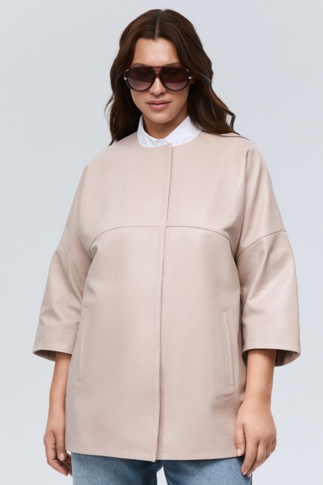 куртка из натуральной кожи от бренда снежная королева вид слева