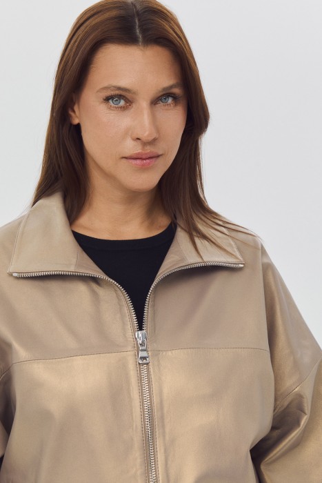 куртка из натуральной кожи из россии вид сбоку