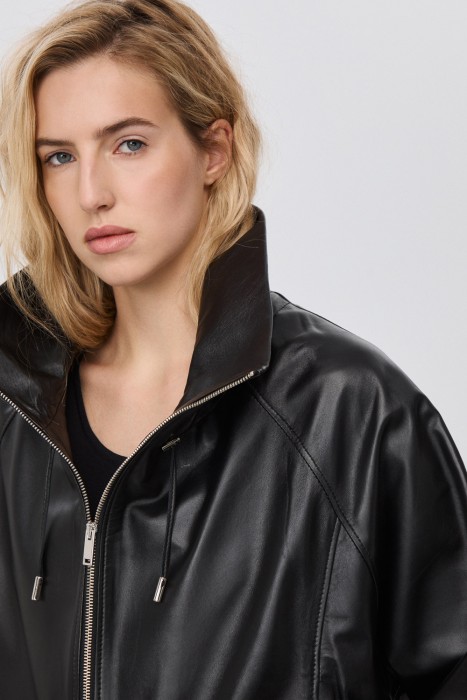 куртка из натуральной кожи из россии вид сбоку