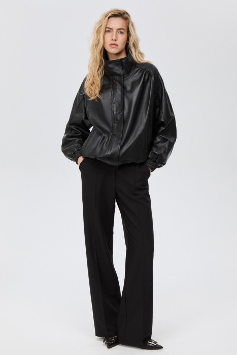 куртка из натуральной кожи от бренда снежная королева вид слева