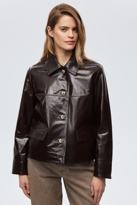 куртка из натуральной кожи от бренда снежная королева вид слева