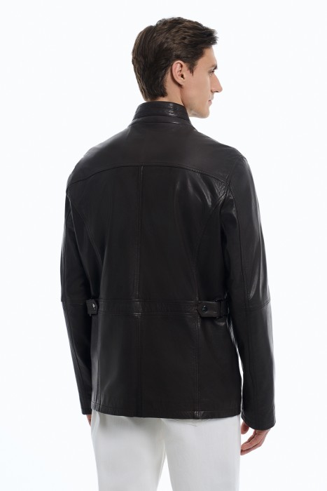 куртка из натуральной кожи по цене 13430 руб вид справа