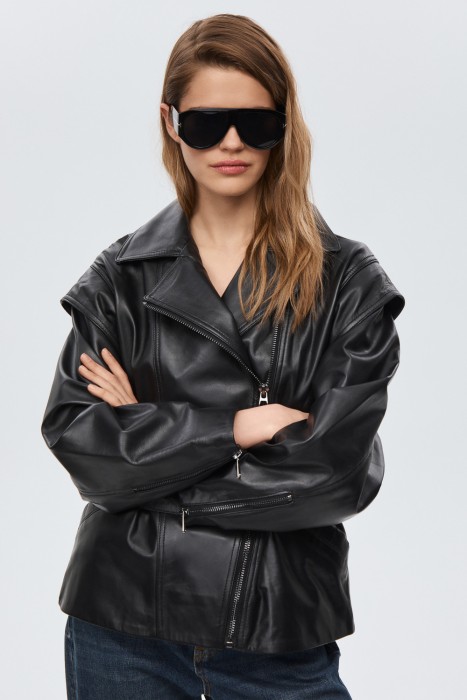 куртка из натуральной кожи от бренда снежная королева вид слева